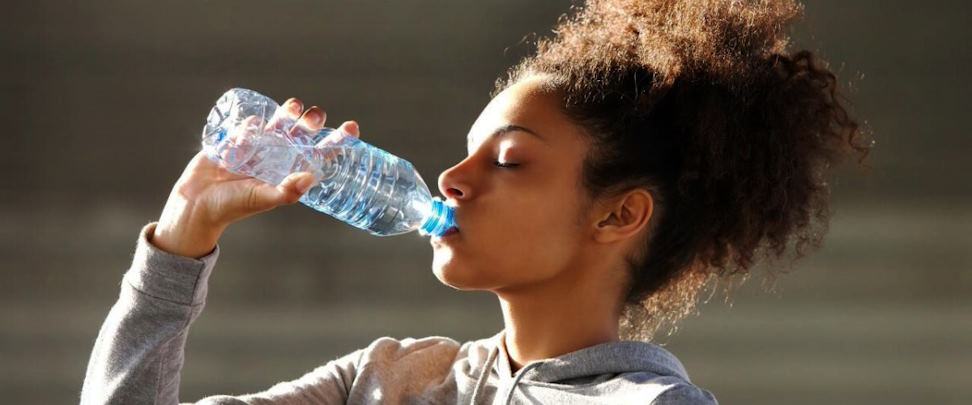 How Does Drinking Enough Water Influence Your Appearance?